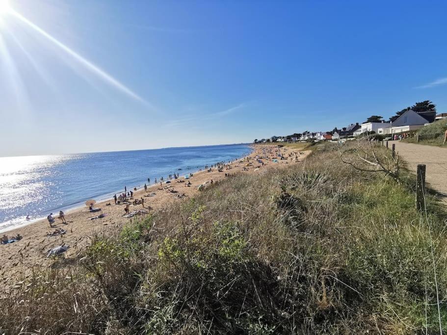 Sur La Plage De Bonne Source Les Pieds Dans L'Eau Pornichet Exterior foto